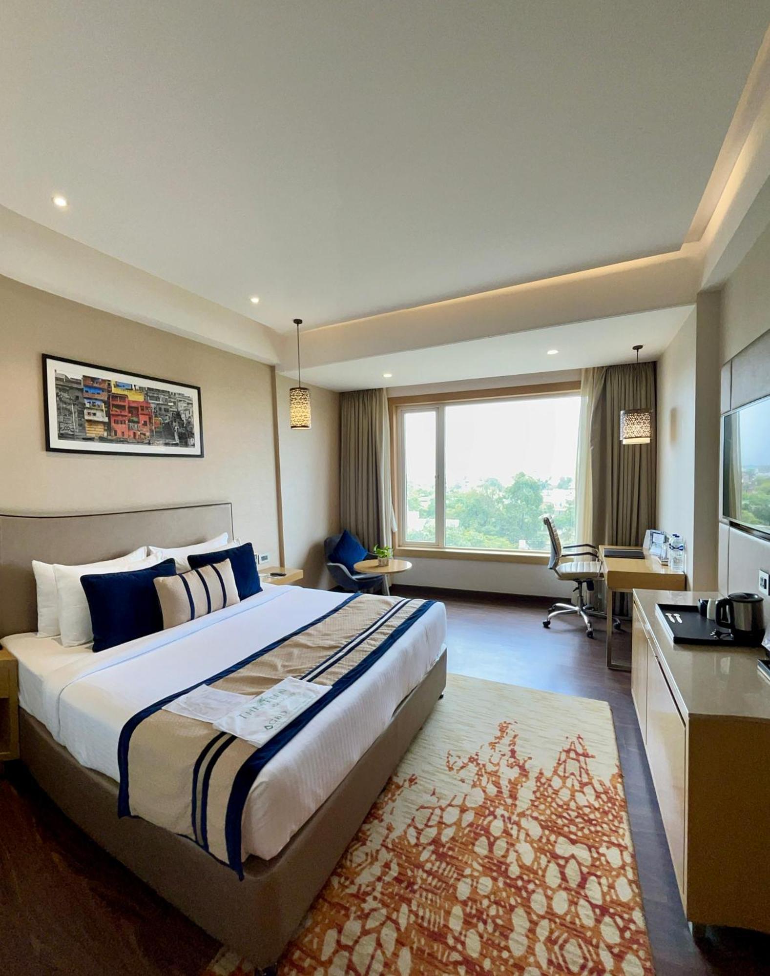 Hotel The Fern Residency Sarnath Varanasi Exterior foto