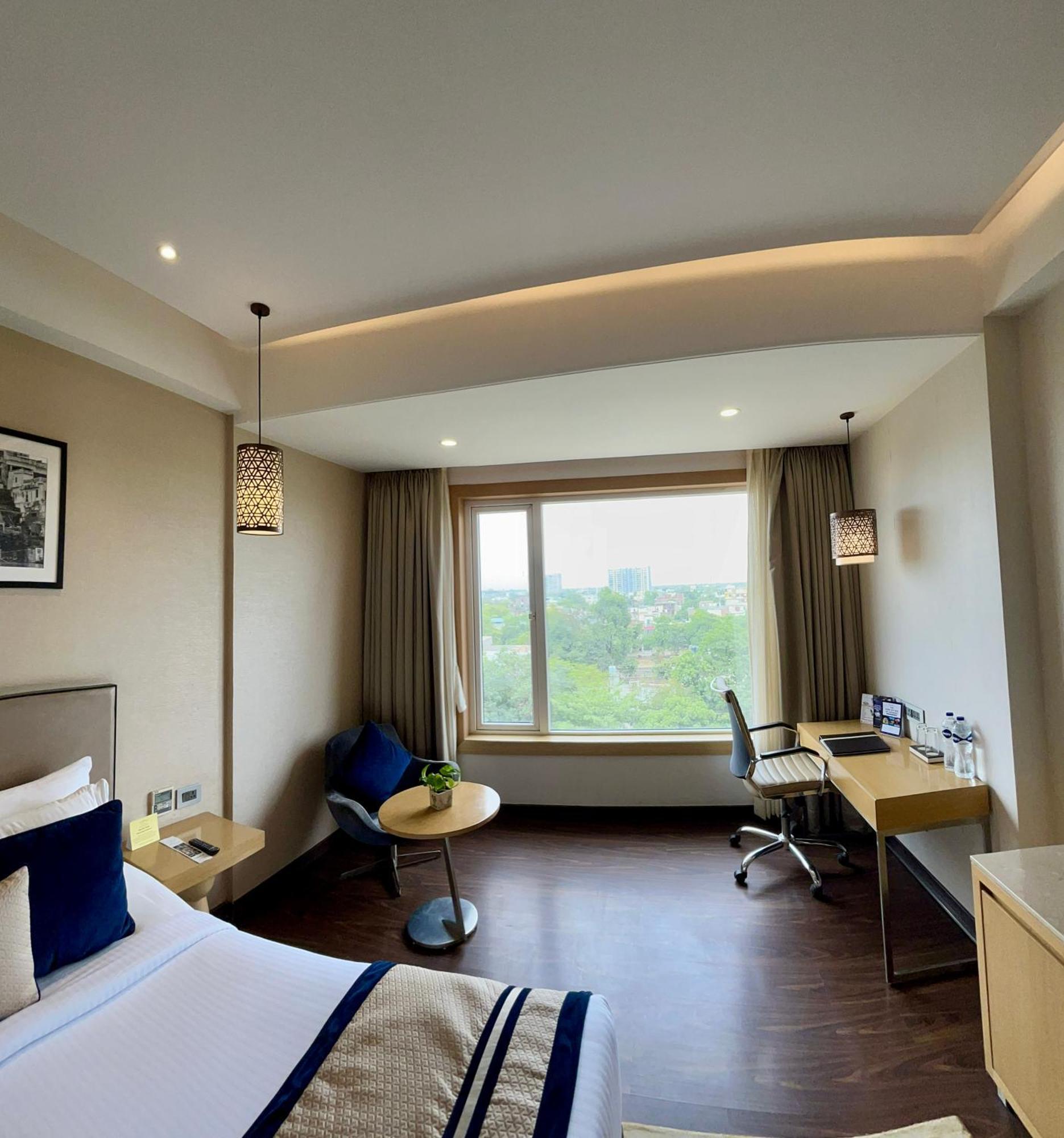 Hotel The Fern Residency Sarnath Varanasi Exterior foto